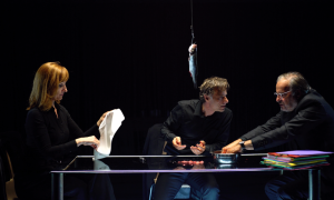 Hamlet — Il nous faut arracher la joie aux jours qui filent...